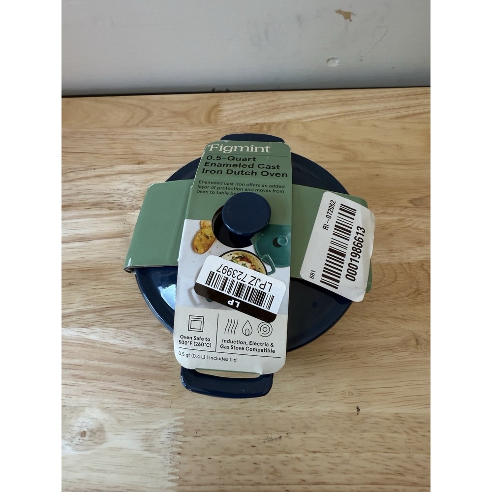 Figmint, Navy Blue Enameled Cast Iron, Mini Dutch Oven .5QT